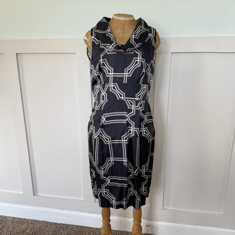 Banana Republic Silk Blend Sleeveless Dress 8 Classic Cocktail Money Business